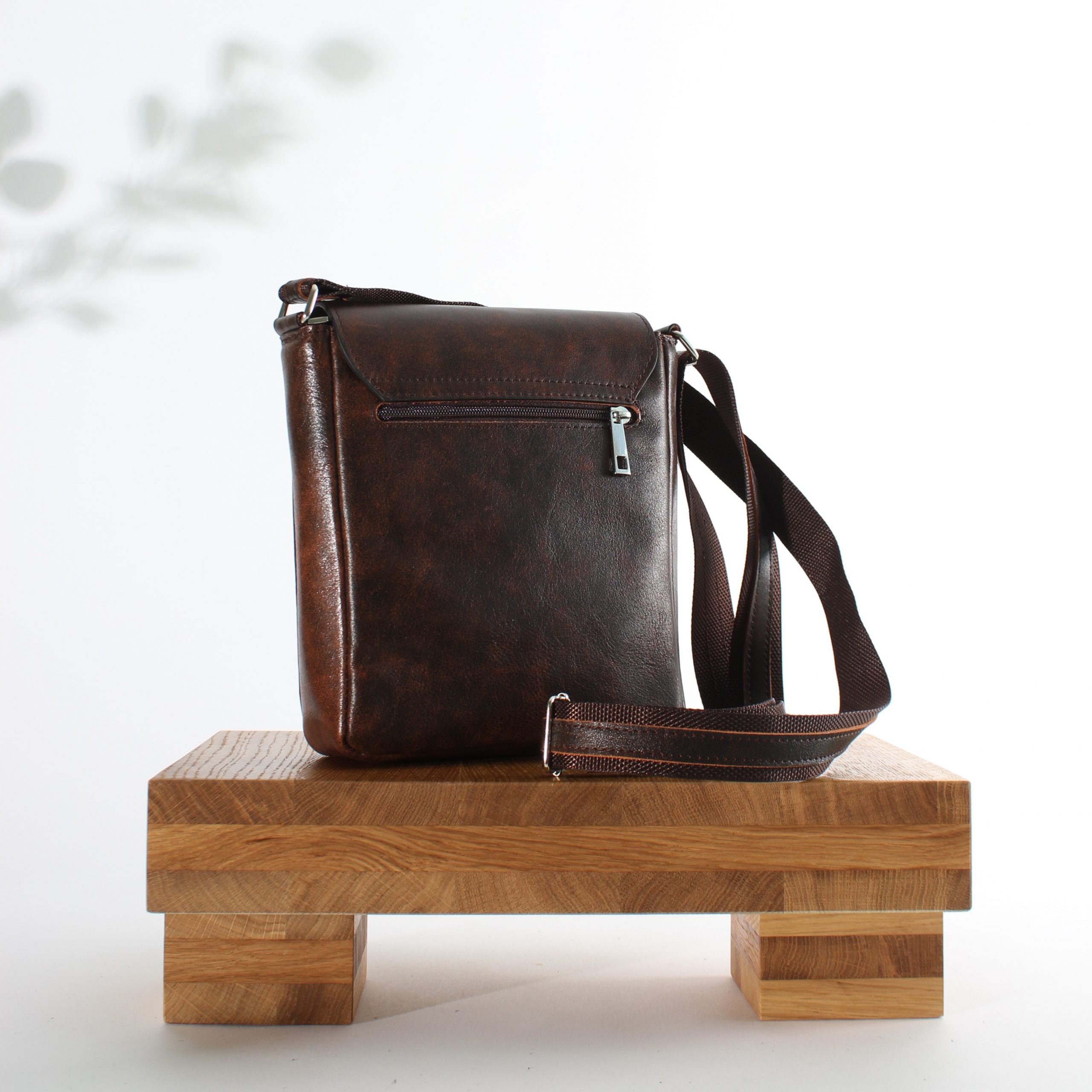 Leather shoulder bag for men Moselle - Image 4