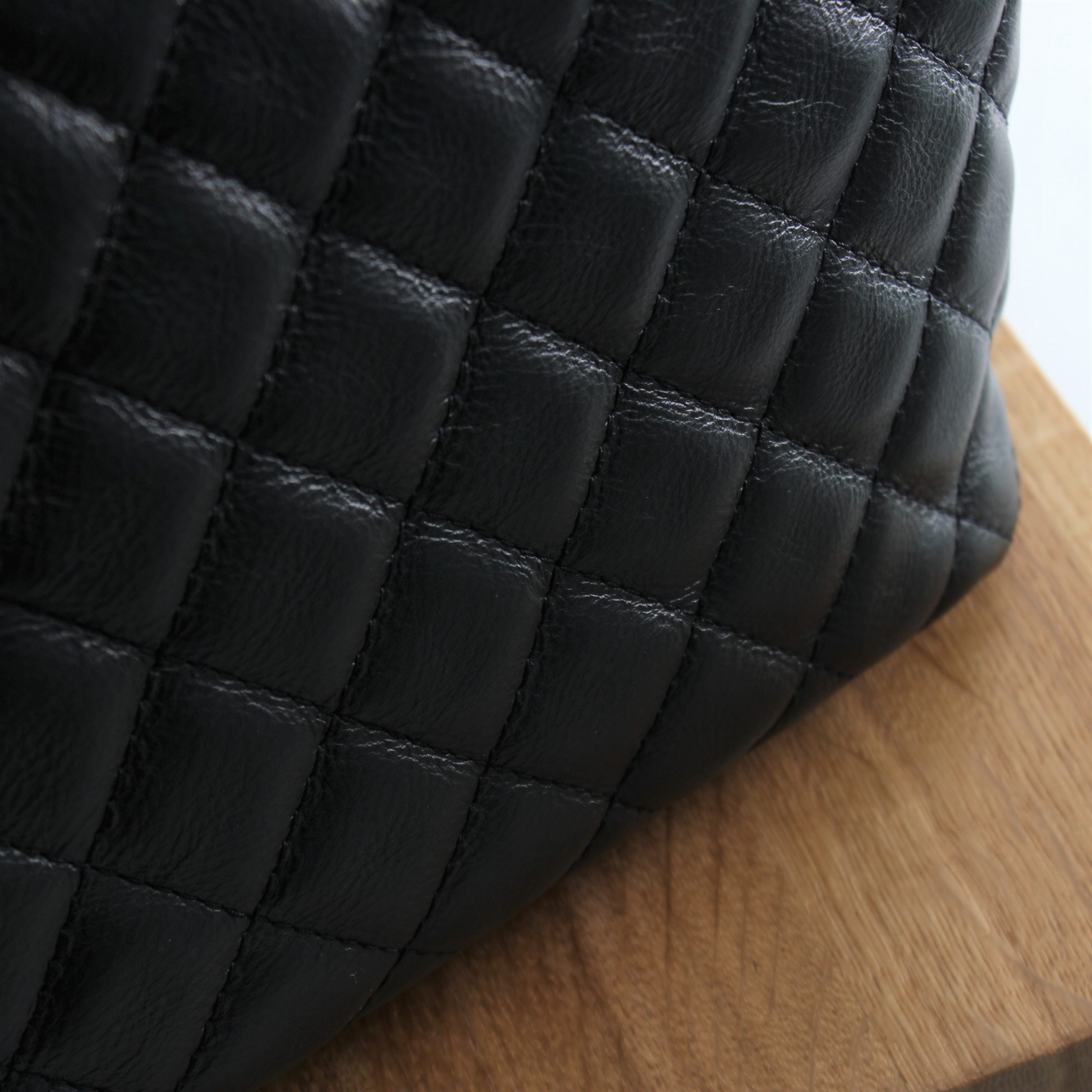Leather handbag for women Ain