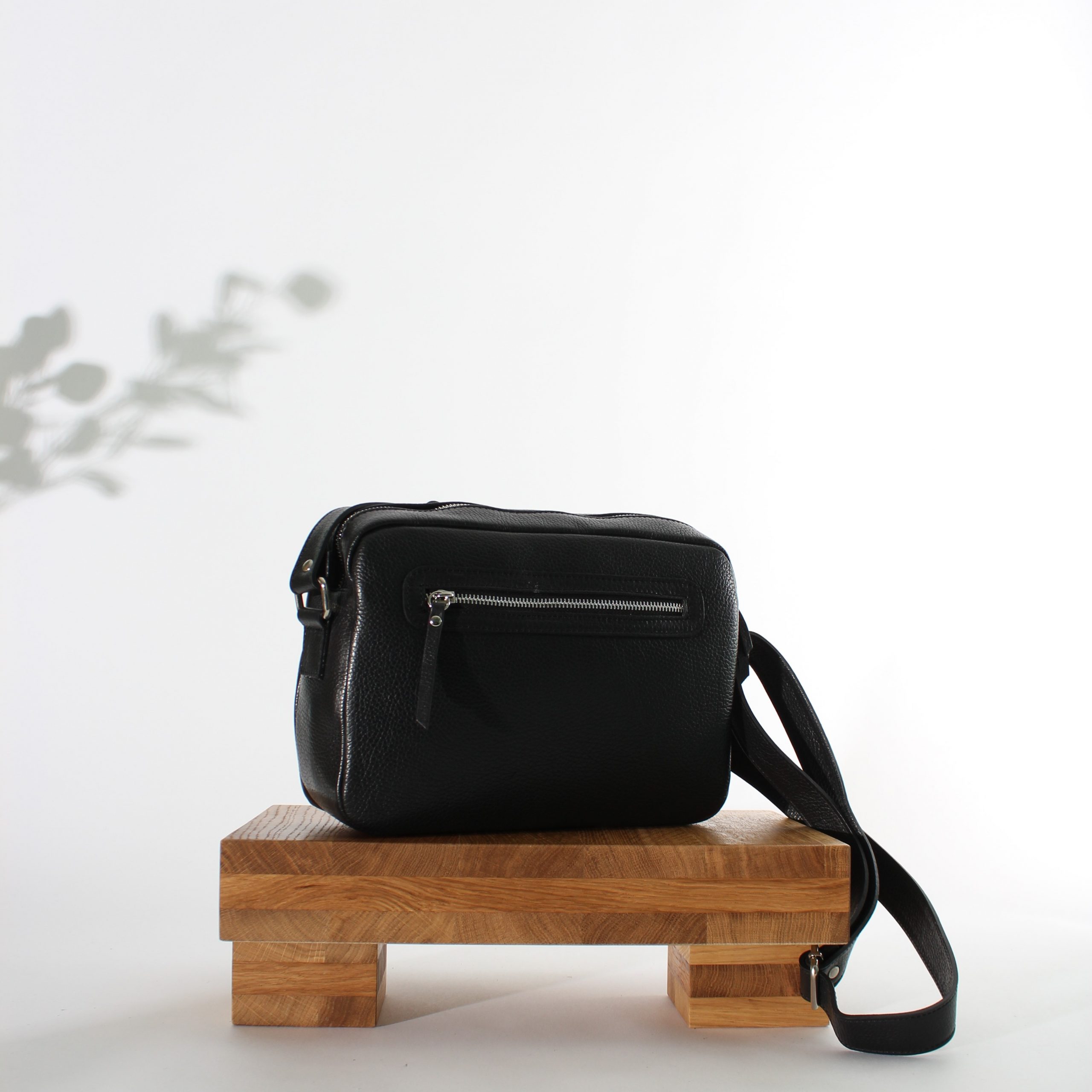 Leather handbag for women Adda