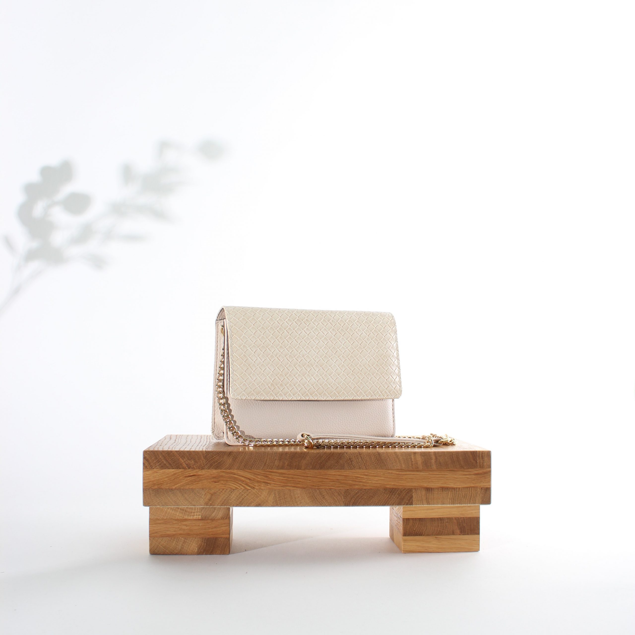 Faux leather handbag for women Vendaval