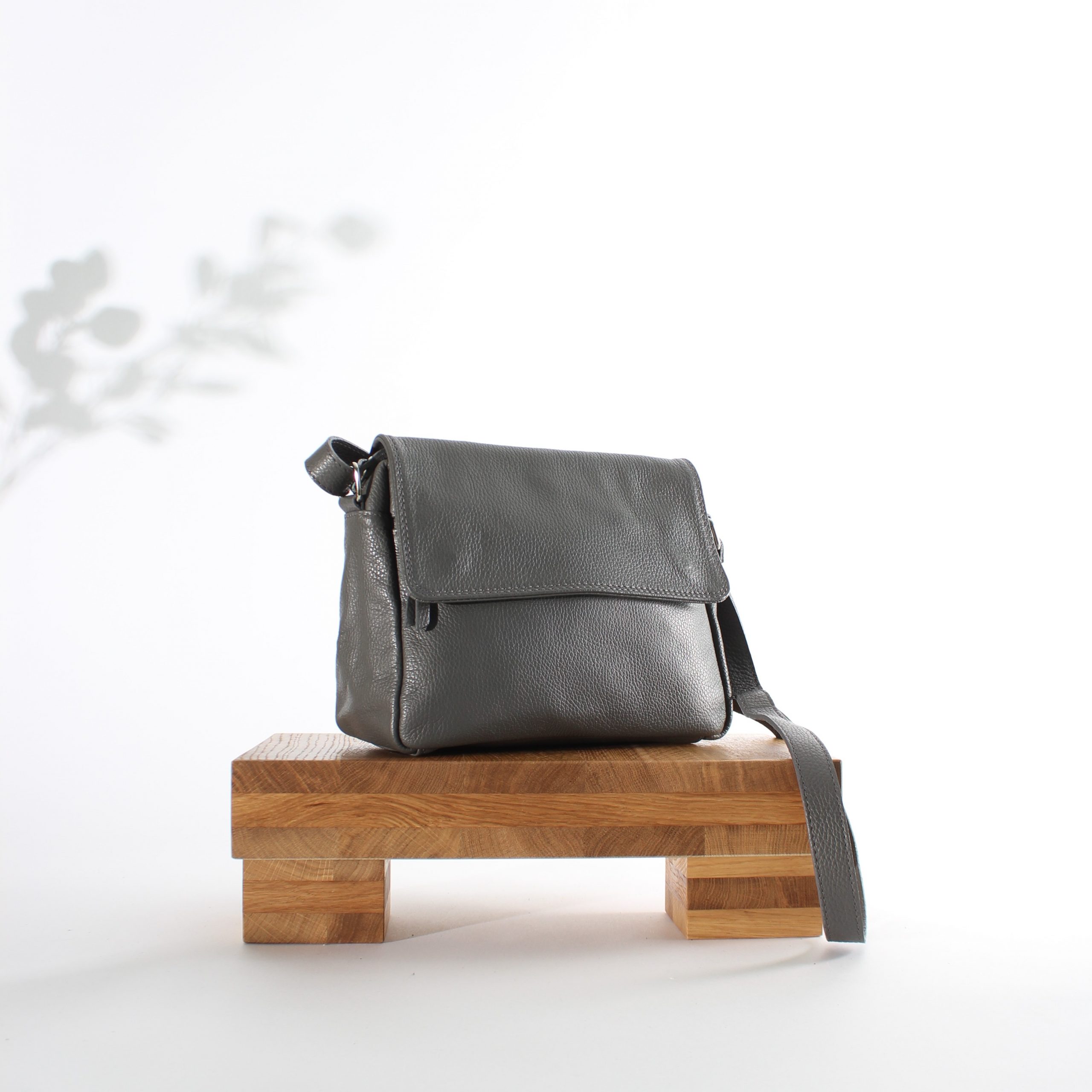 Leather handbag for women Dagua