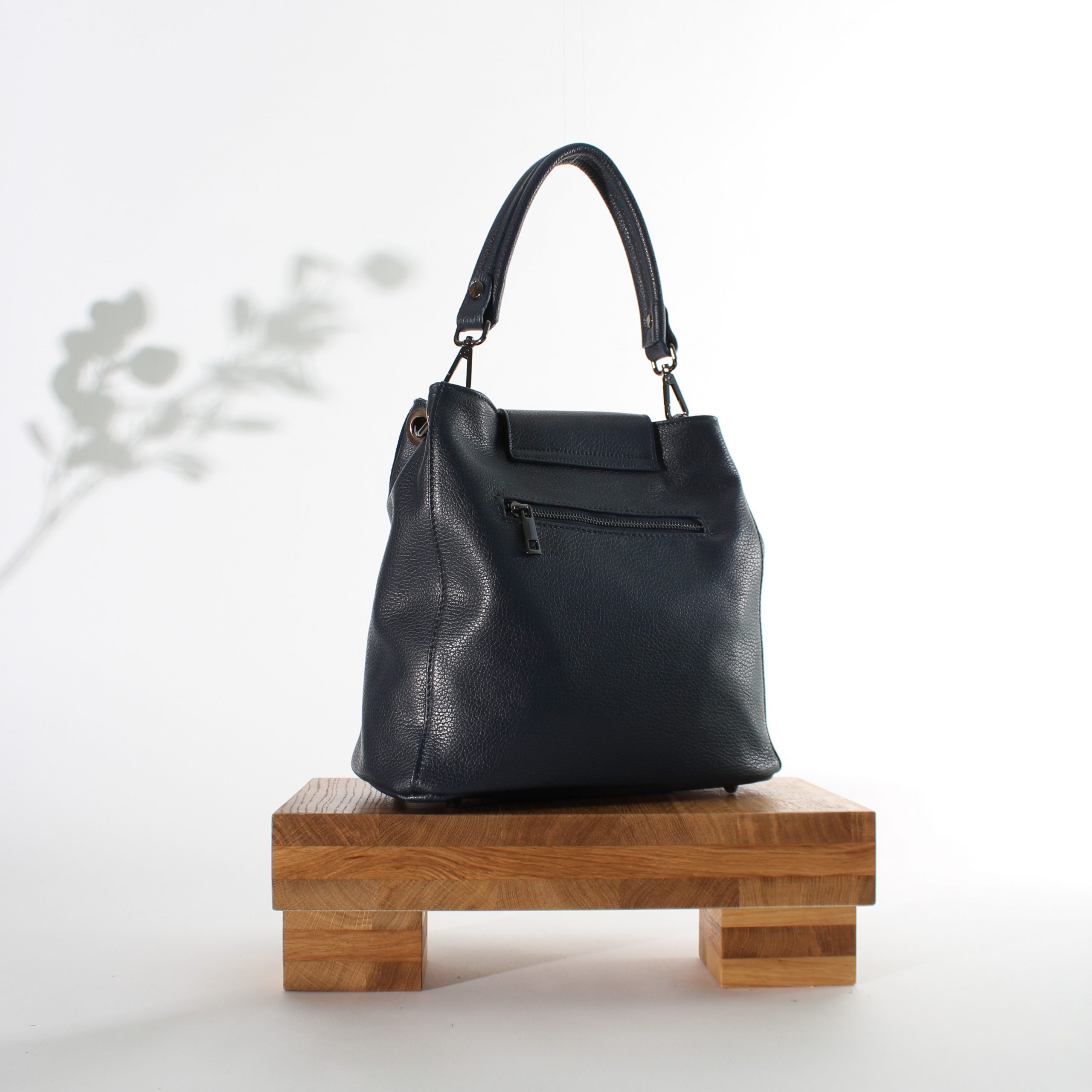 Leather handbag for women Purus