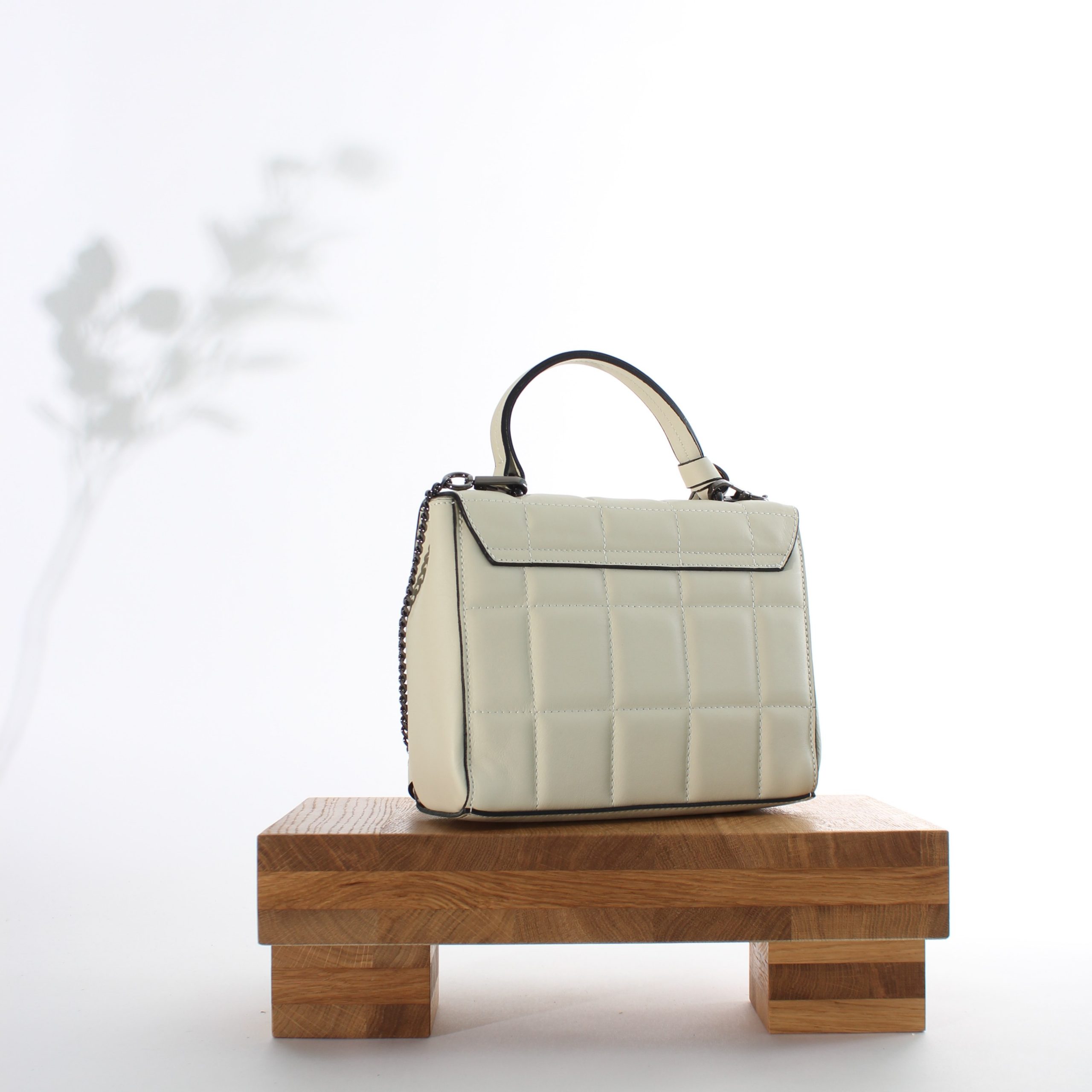 Leather handbag for women Shamal