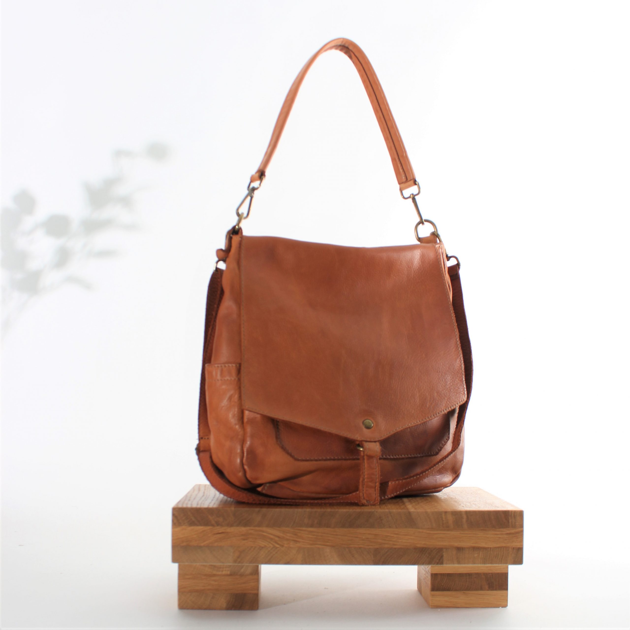 Leather handbag for women Elbe